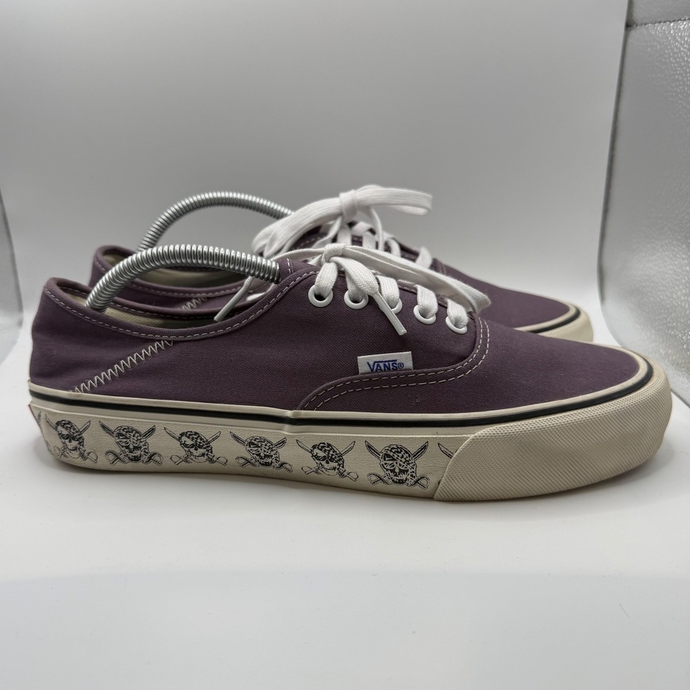 Vans Authentic SF Pirate Skulls Low Top Purple Sneakers Sz Mens 9.5 Womens 11